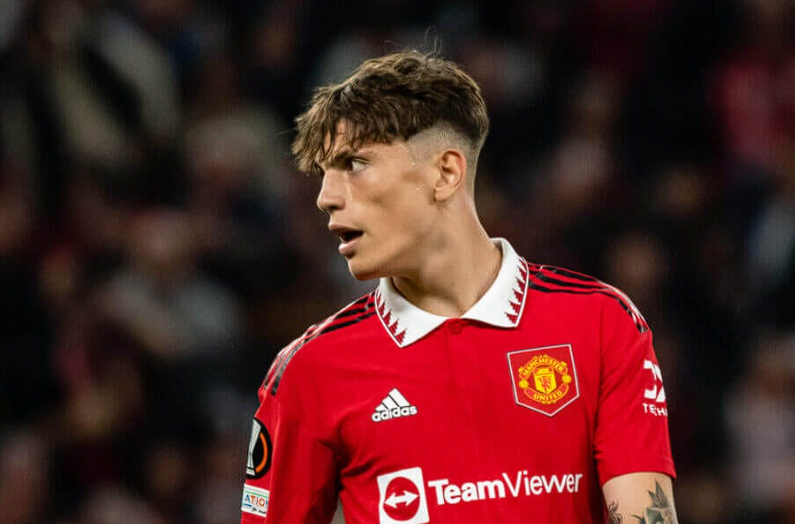 切尔西足总杯晋级：罗塞尼尔赛后剖析比赛关键要点