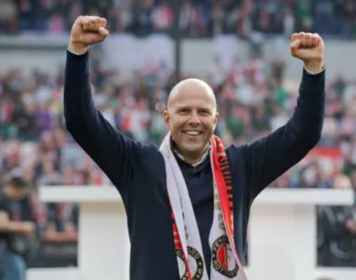 欧冠1/8决赛首回合失利后，利物浦主帅斯洛特谈赛况与展望