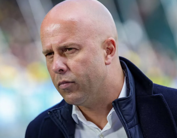 欧冠1/8决赛首回合失利后，利物浦主帅斯洛特谈赛况与展望