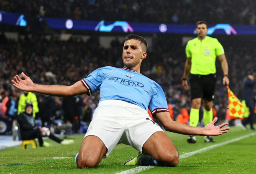 皇马夏季转会引援规划：目标、挑战与潜在人选分析